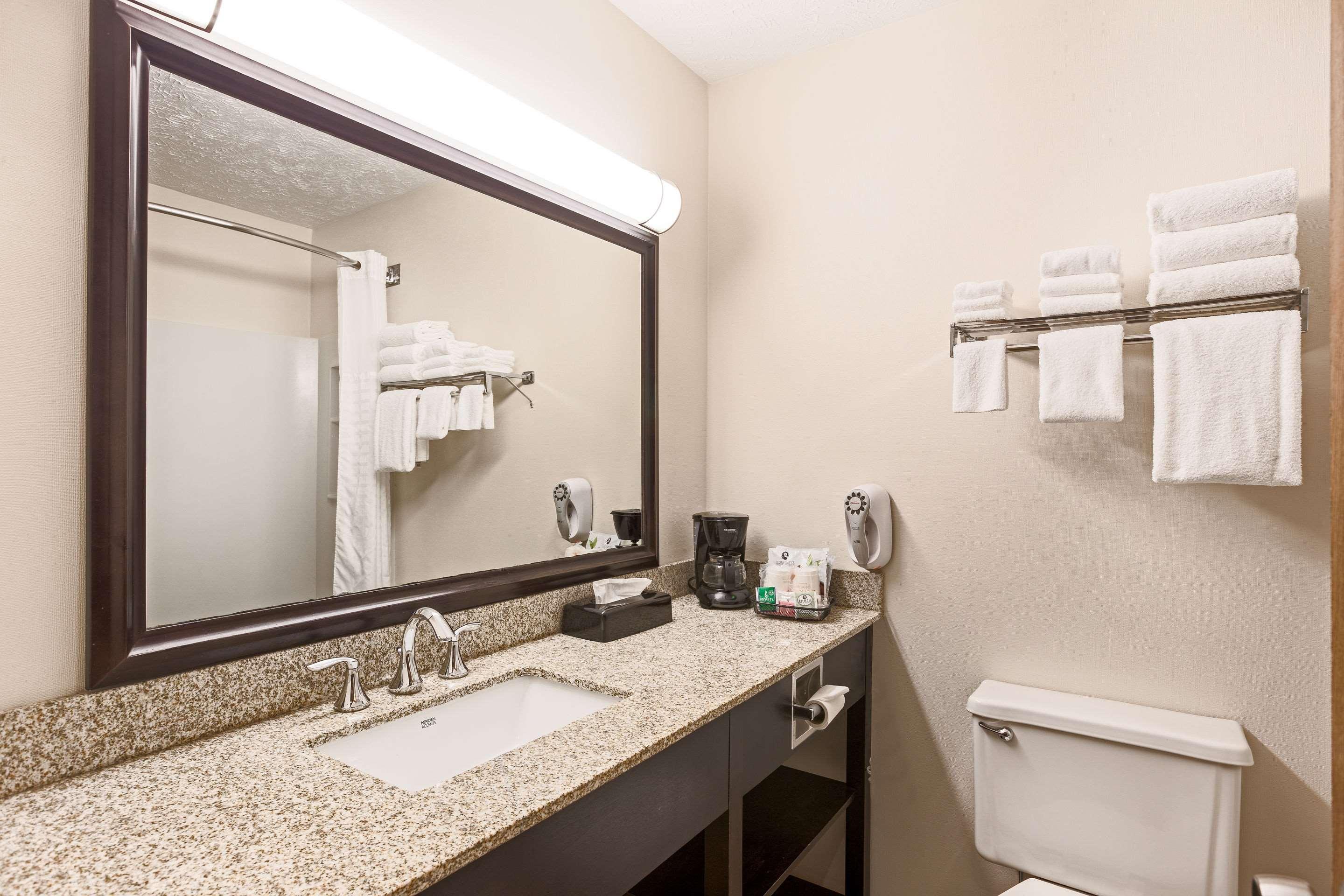 Quality Inn Petoskey-Harbor Springs Dış mekan fotoğraf